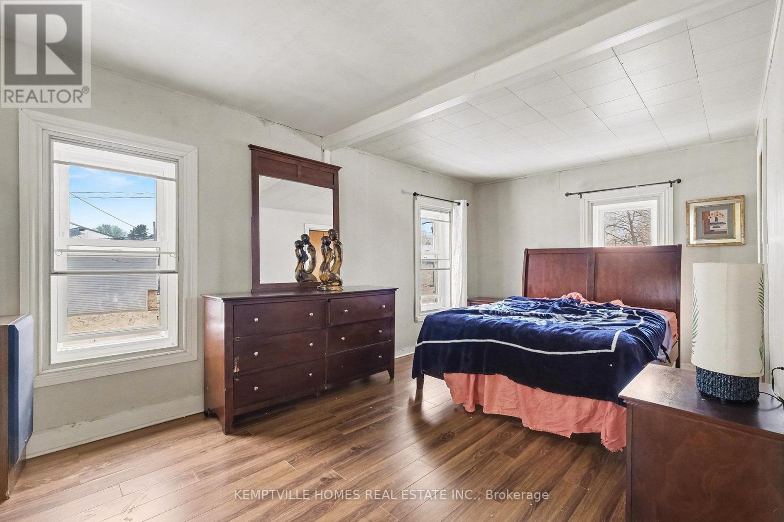 UNIT 1 - 803 St Lawrence Street, Prescott, ON - Indoor Photo Showing Bedroom