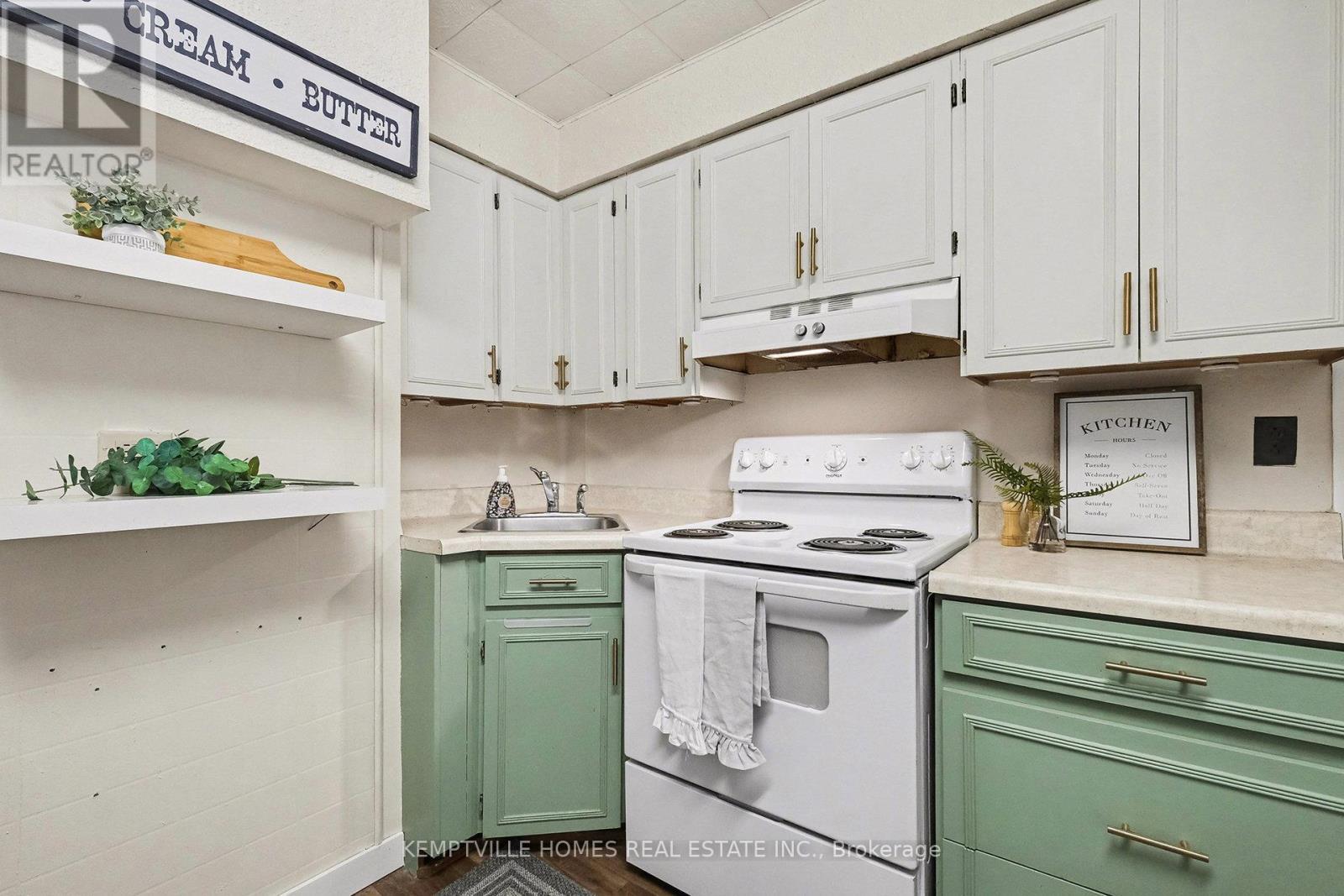 UNIT 2 - VACANT UNIT (1 BED/1BATH) - 803 St Lawrence Street, Prescott, ON - Indoor Photo Showing Kitchen