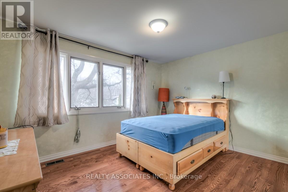 161 Highland Park Boulevard, Markham, ON - Indoor Photo Showing Bedroom