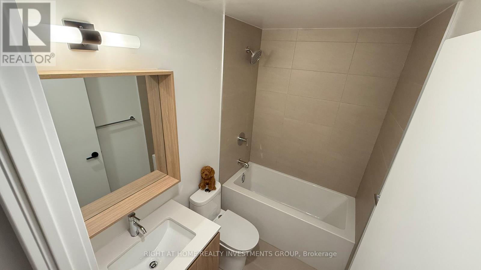 609 - 35 Parliament Street, Toronto, ON - Indoor Photo Showing Bathroom