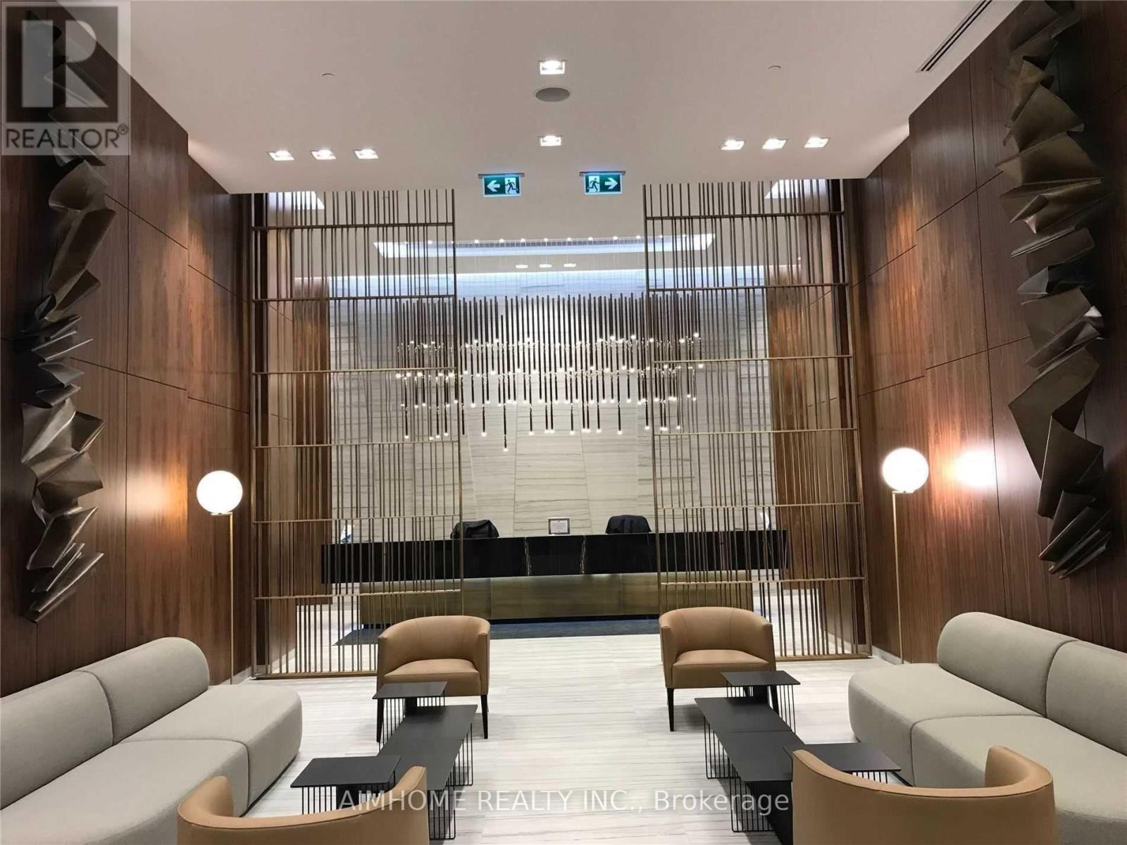 3111 - 8 Eglinton Avenue E, Toronto, ON - Indoor