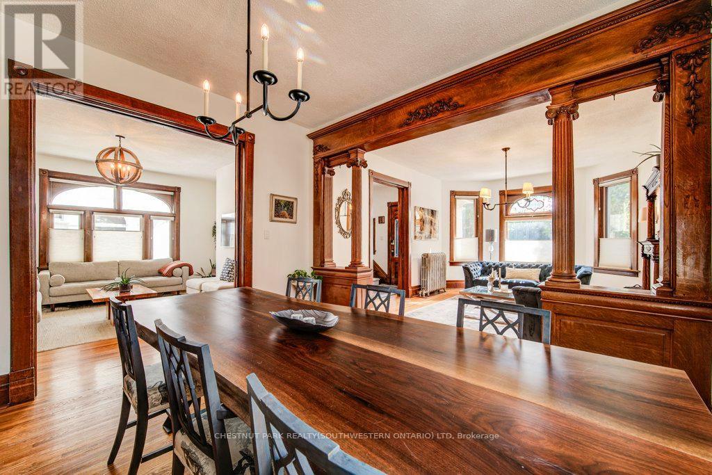 350 Queen Street S, Kitchener, ON - Indoor Photo Showing Dining Room