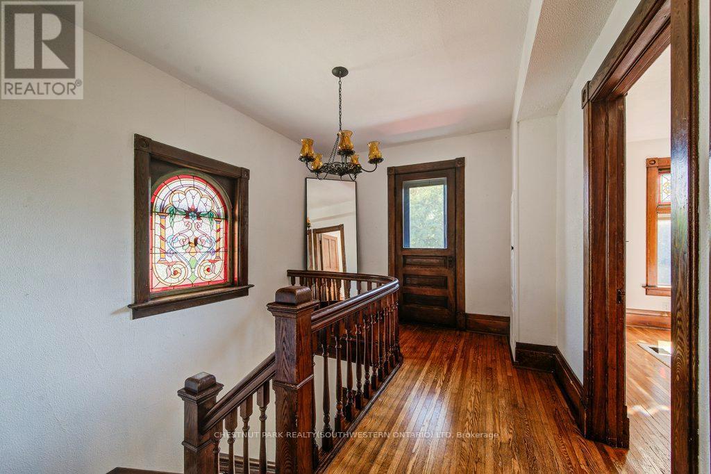 350 Queen Street S, Kitchener, ON - Indoor Photo Showing Other Room