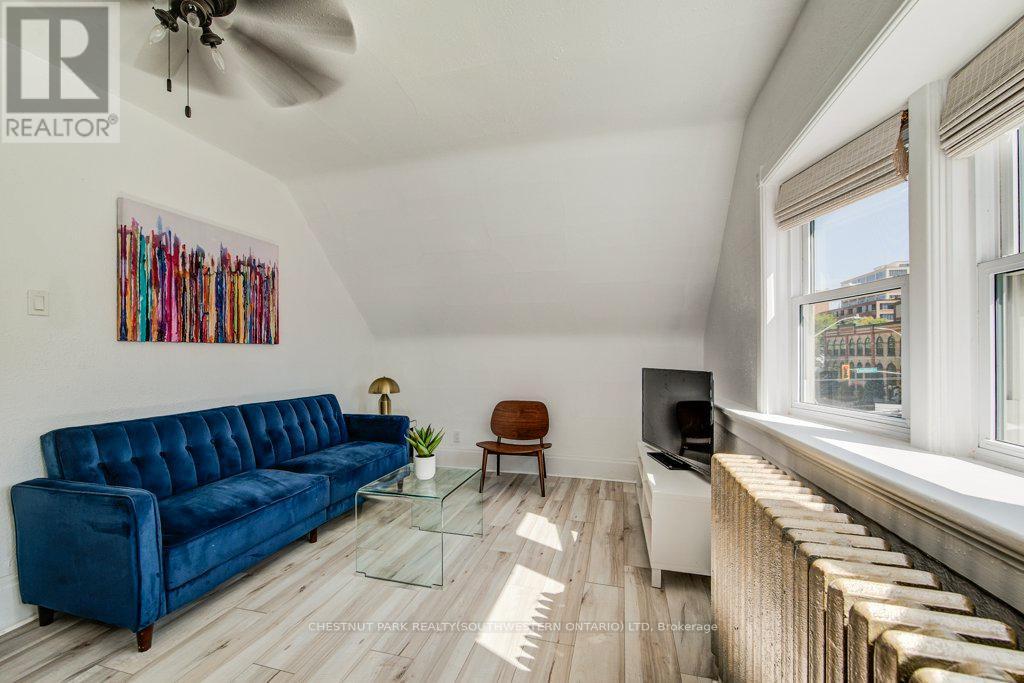 350 Queen Street S, Kitchener, ON - Indoor