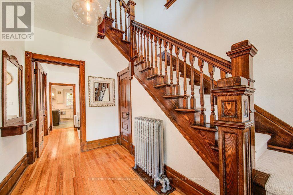 350 Queen Street S, Kitchener, ON - Indoor Photo Showing Other Room