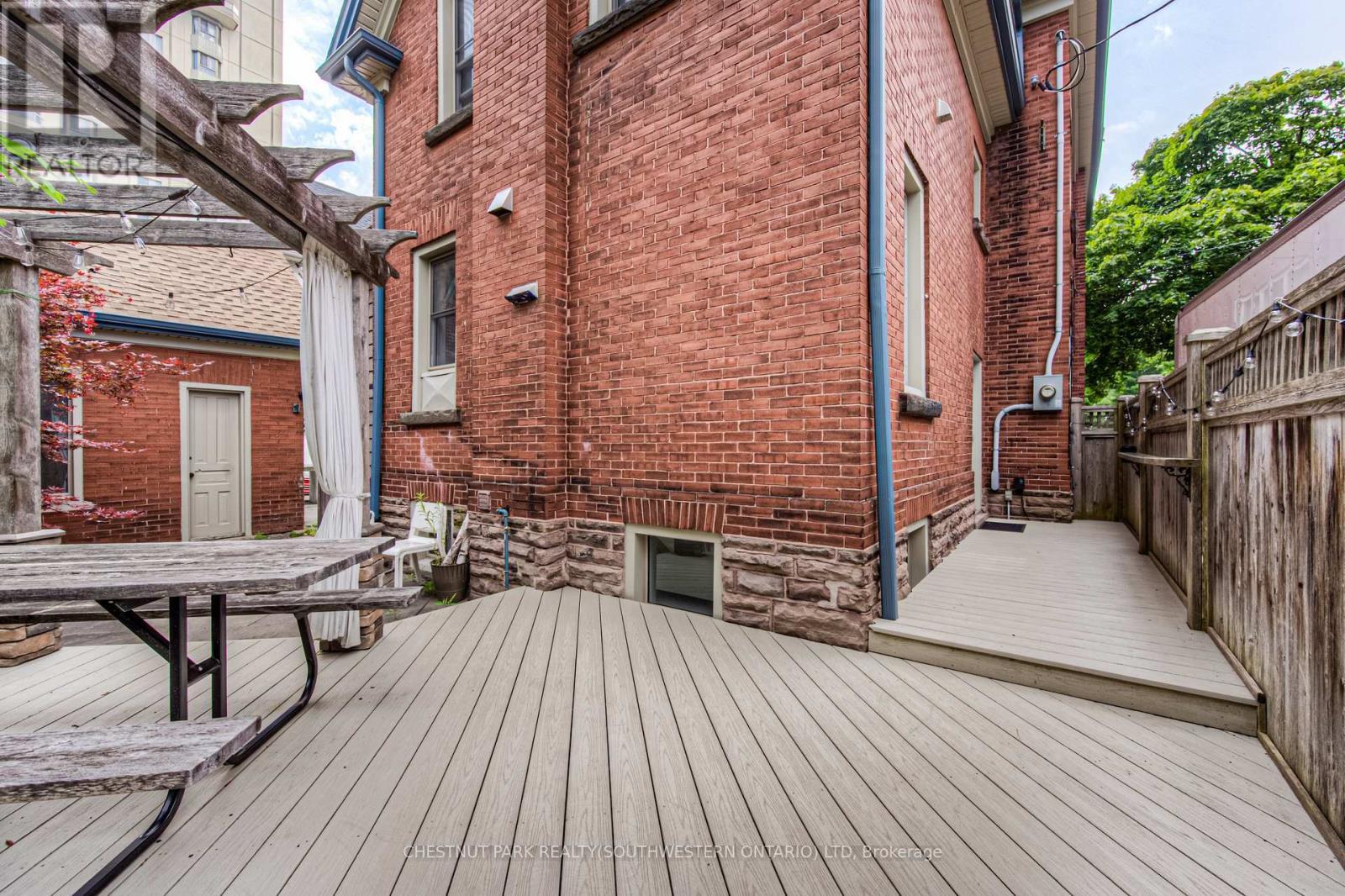350 Queen Street S, Kitchener, ON - Outdoor With Exterior