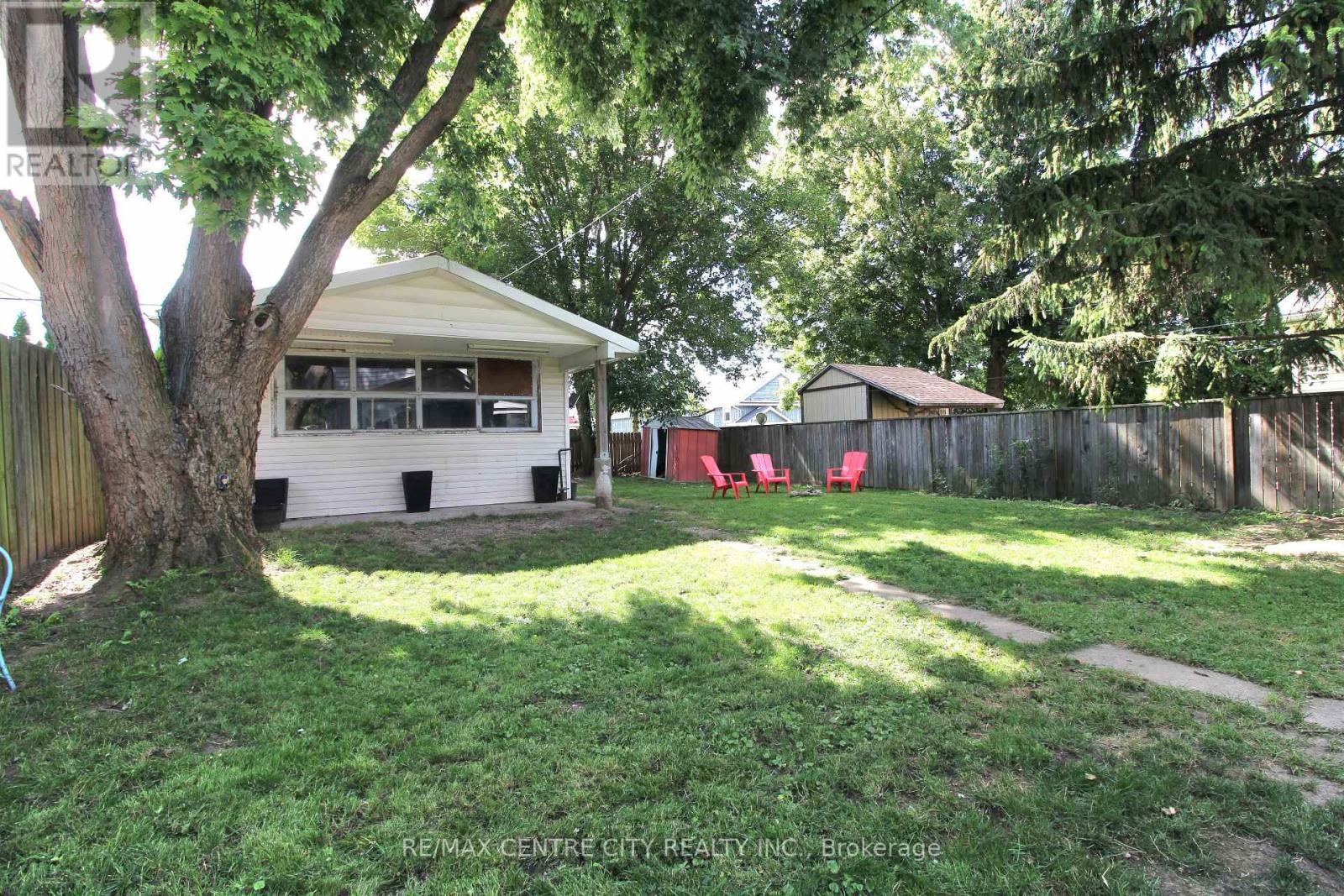 124 Joseph Street, Chatham-Kent, ON - Outdoor