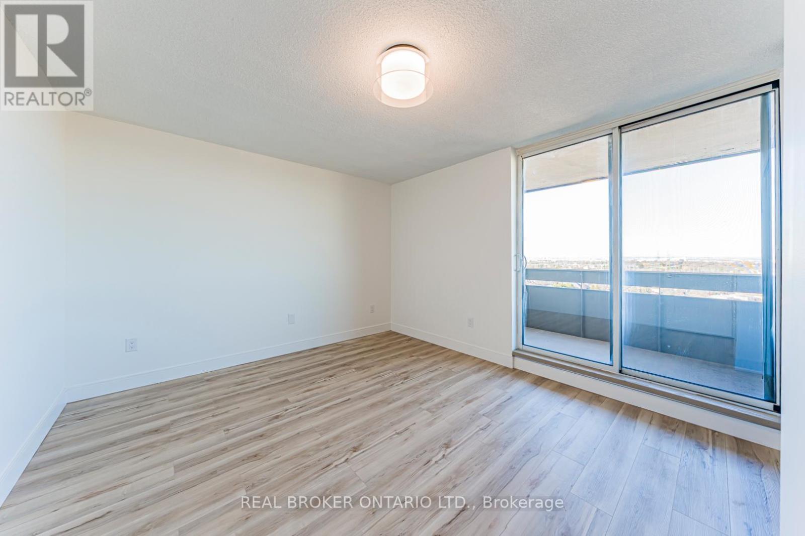 Family Room w/Walk-out to 2nd Balcony - 1503 - 3131 Bridletowne Circle, Toronto, ON - Indoor Photo Showing Other Room