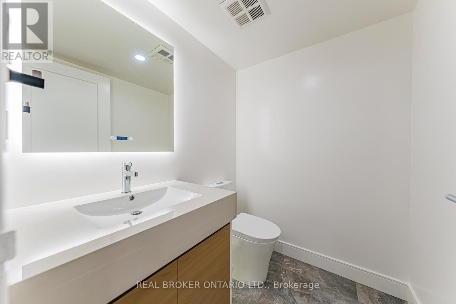 Hallway Bathroom (2-PC) - 1503 - 3131 Bridletowne Circle, Toronto, ON - Indoor Photo Showing Bathroom