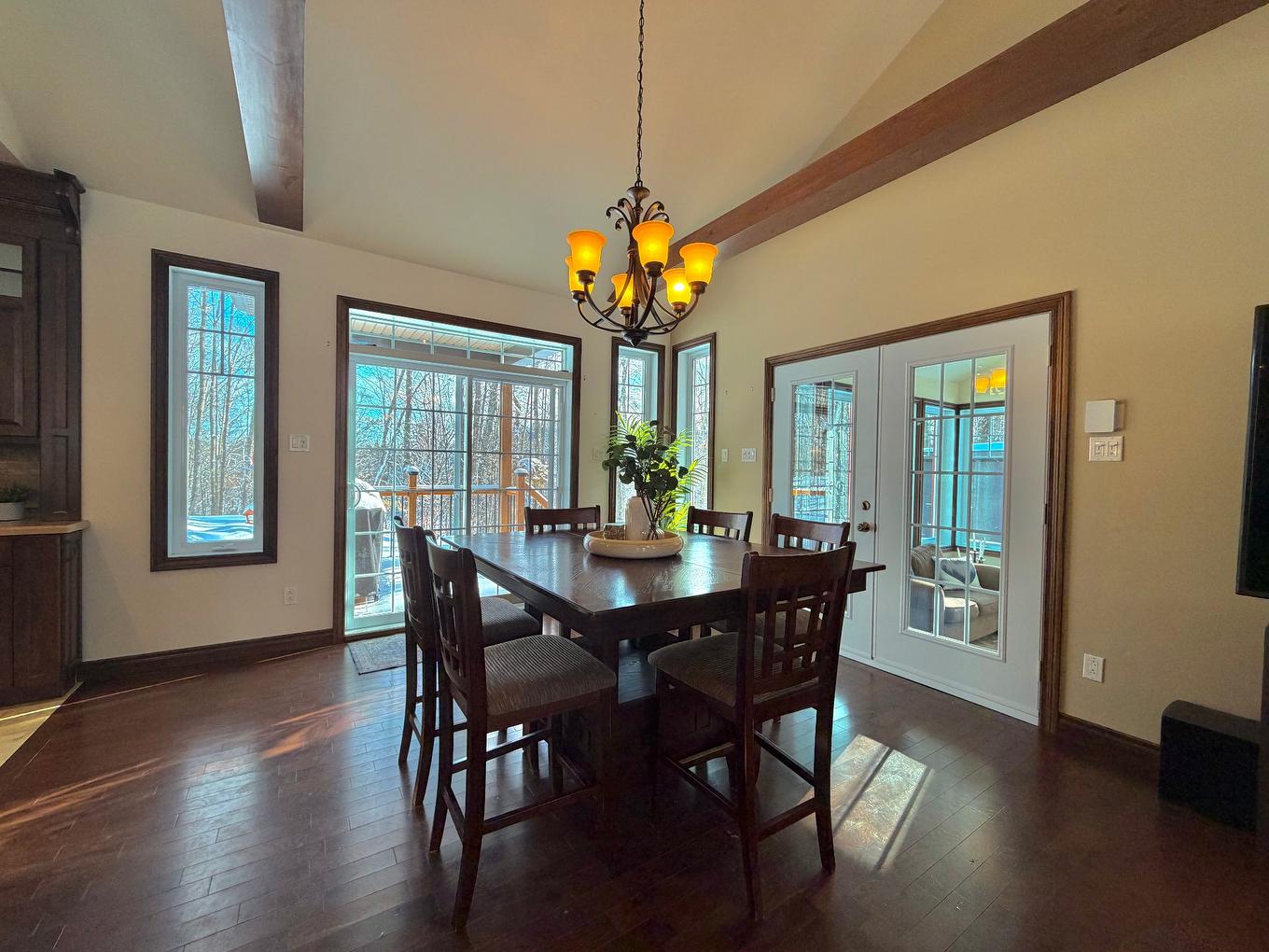 Dining room - 48 Rue De München, Brownsburg-Chatham, QC - Indoor Photo Showing Dining Room
