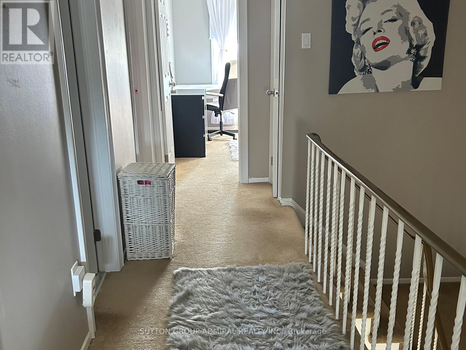 94 - 82 Henderson Drive, Aurora, ON