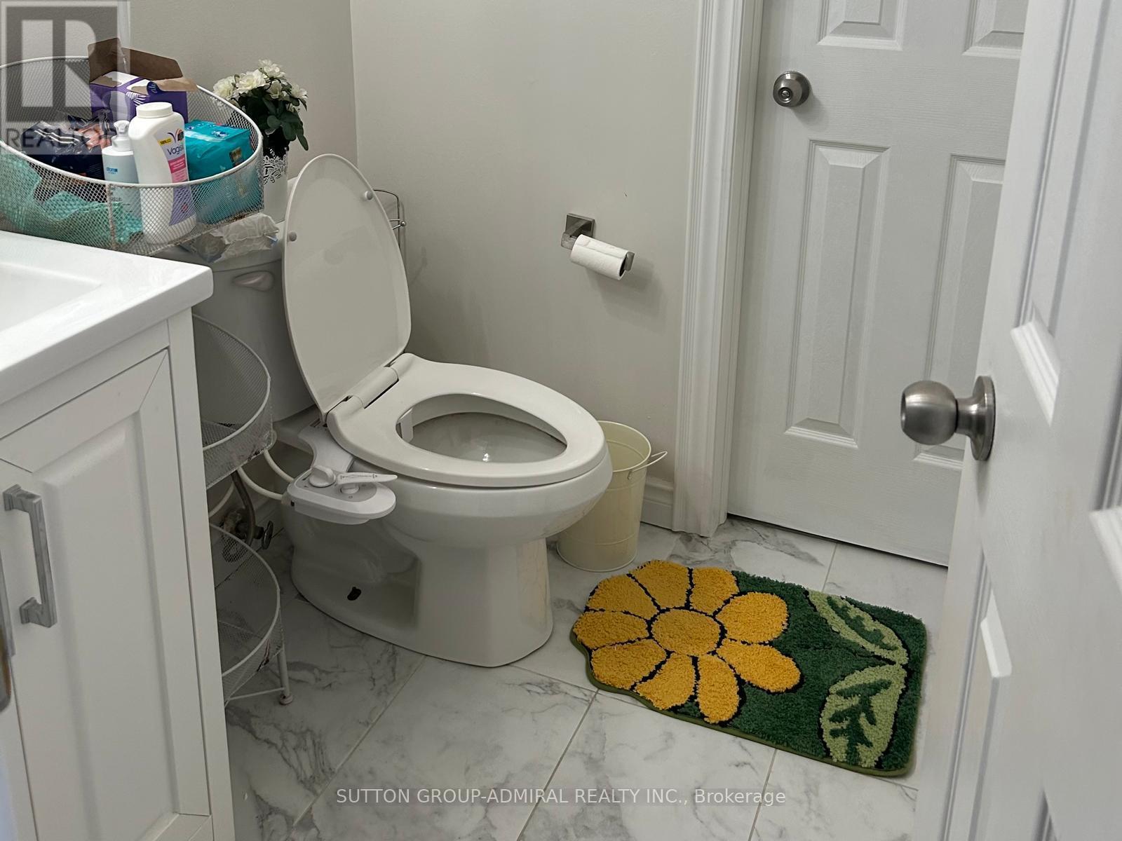 94 - 82 Henderson Drive, Aurora, ON