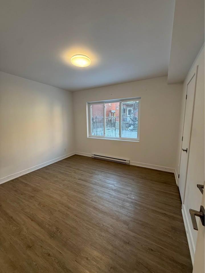 Bedroom - 2-7535 Boul. De L'Acadie, Montréal (Villeray/Saint-Michel/Parc-Extension), QC - Indoor Photo Showing Other Room