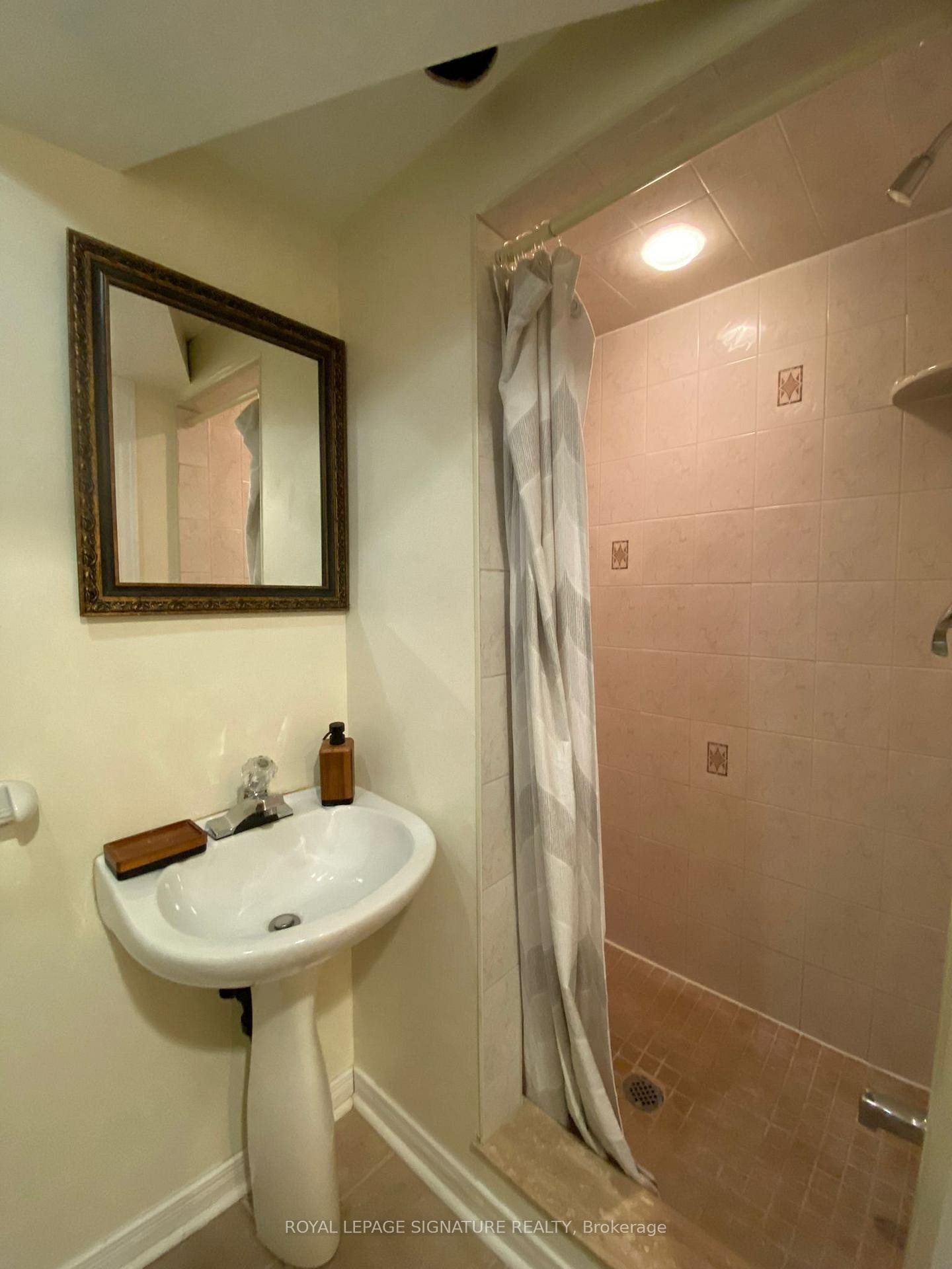 3086 Lavenham Place, Mississauga, ON