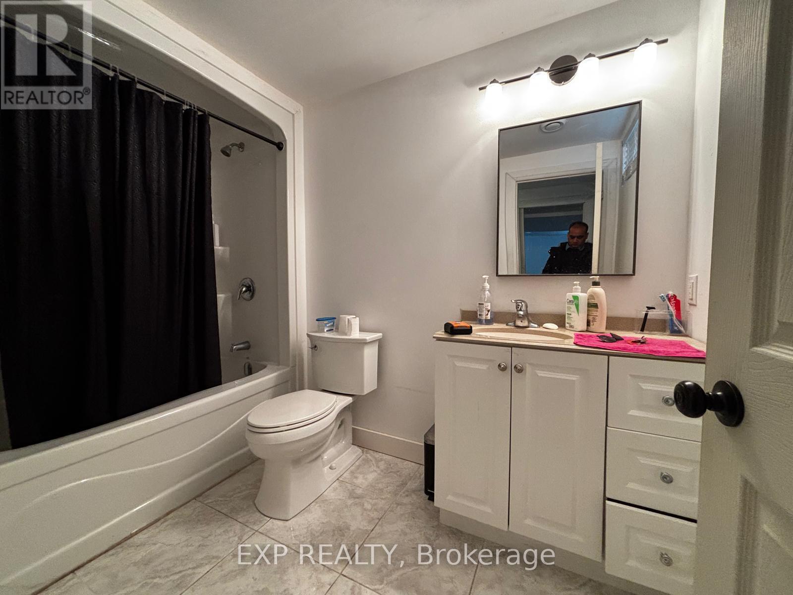 Basement - 1527 Merrittville Highway, Thorold, ON - Indoor Photo Showing Bathroom
