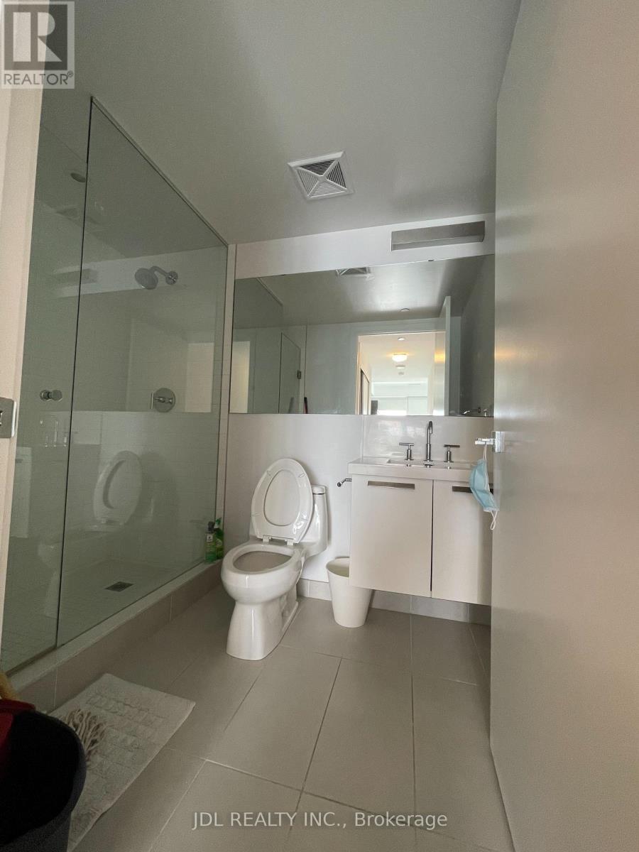 4203 - 42 Charles Street E, Toronto, ON - Indoor Photo Showing Bathroom