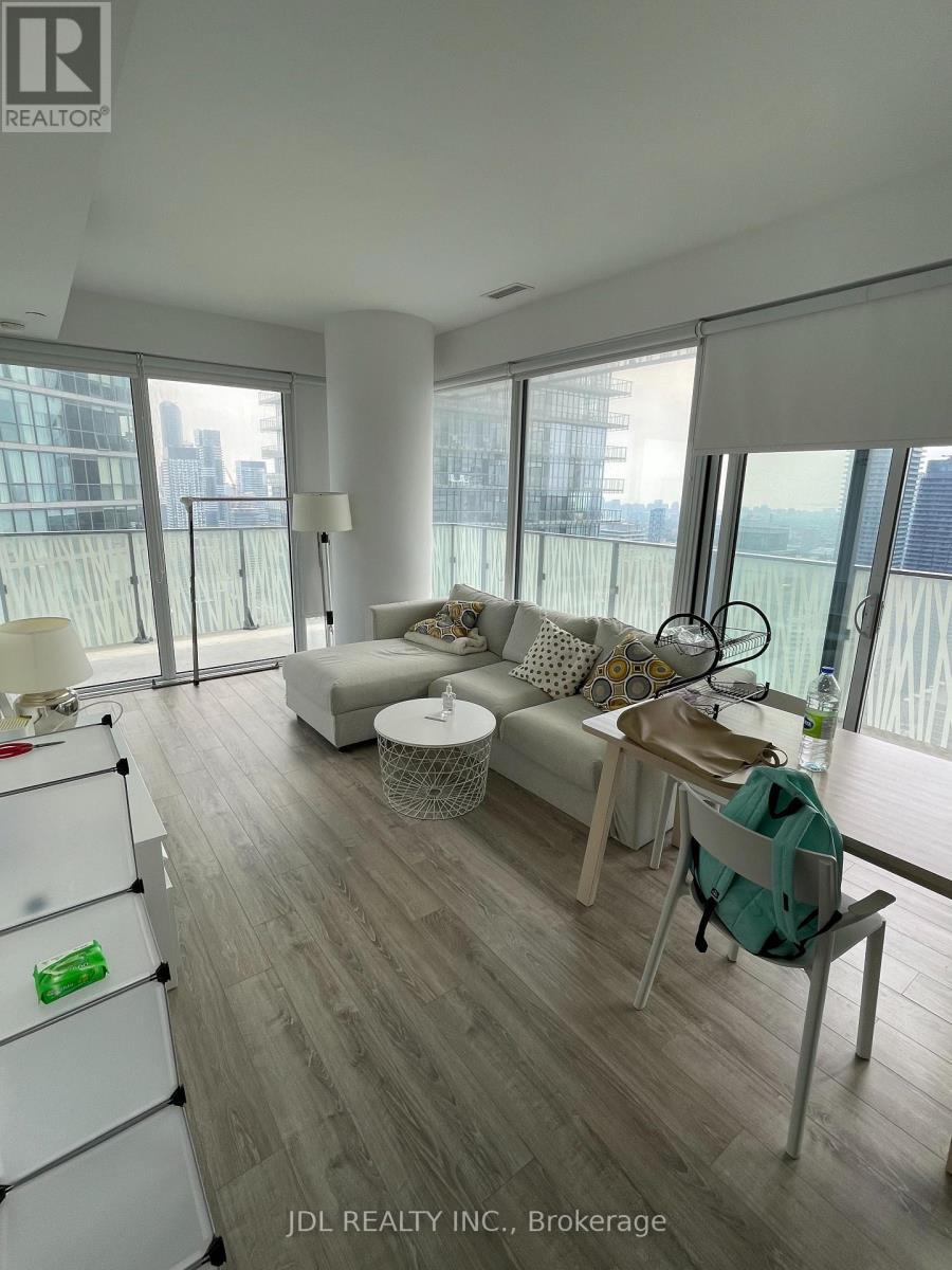 4203 - 42 Charles Street E, Toronto, ON - Indoor Photo Showing Living Room