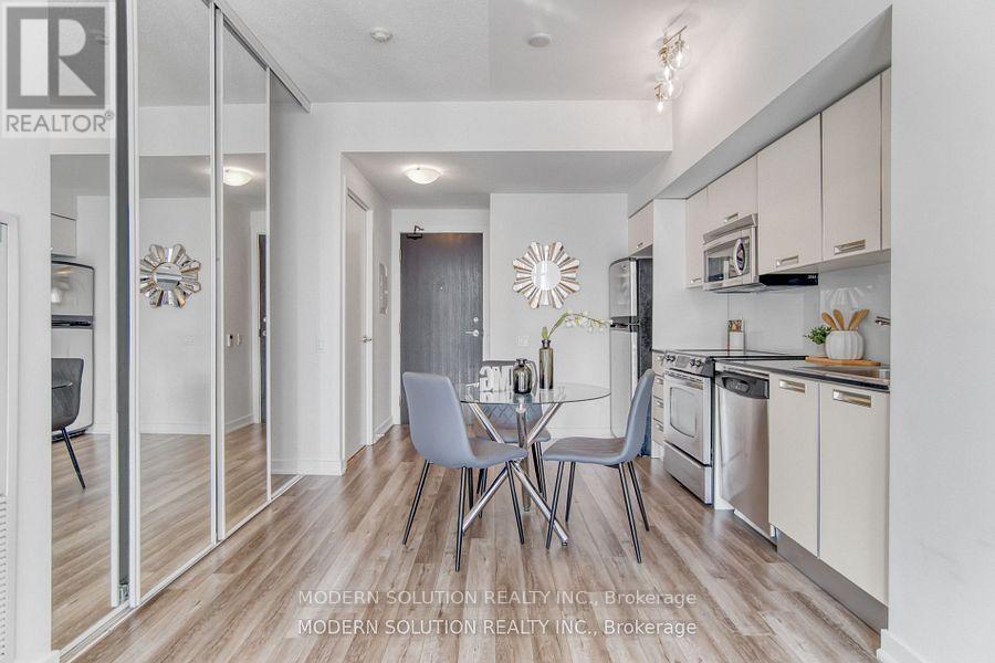 Kitchen / Dining - 1408 - 33 Charles Street E, Toronto, ON - Indoor