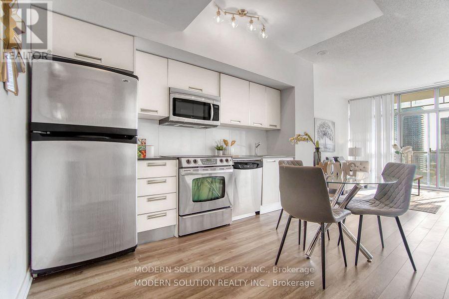 1408 - 33 Charles Street E, Toronto, ON - Indoor Photo Showing Kitchen