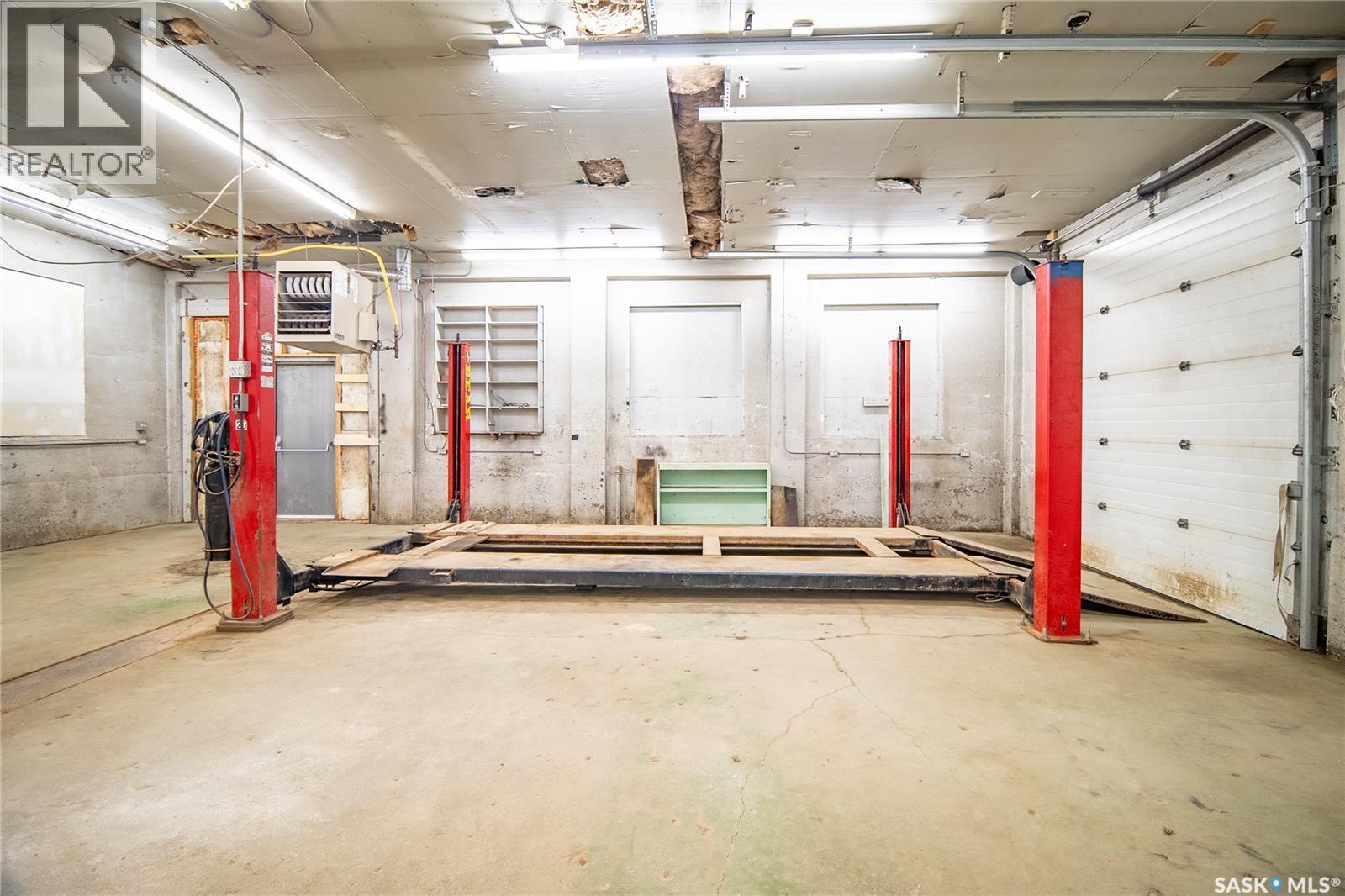 588 8Th Street E, Prince Albert, SK