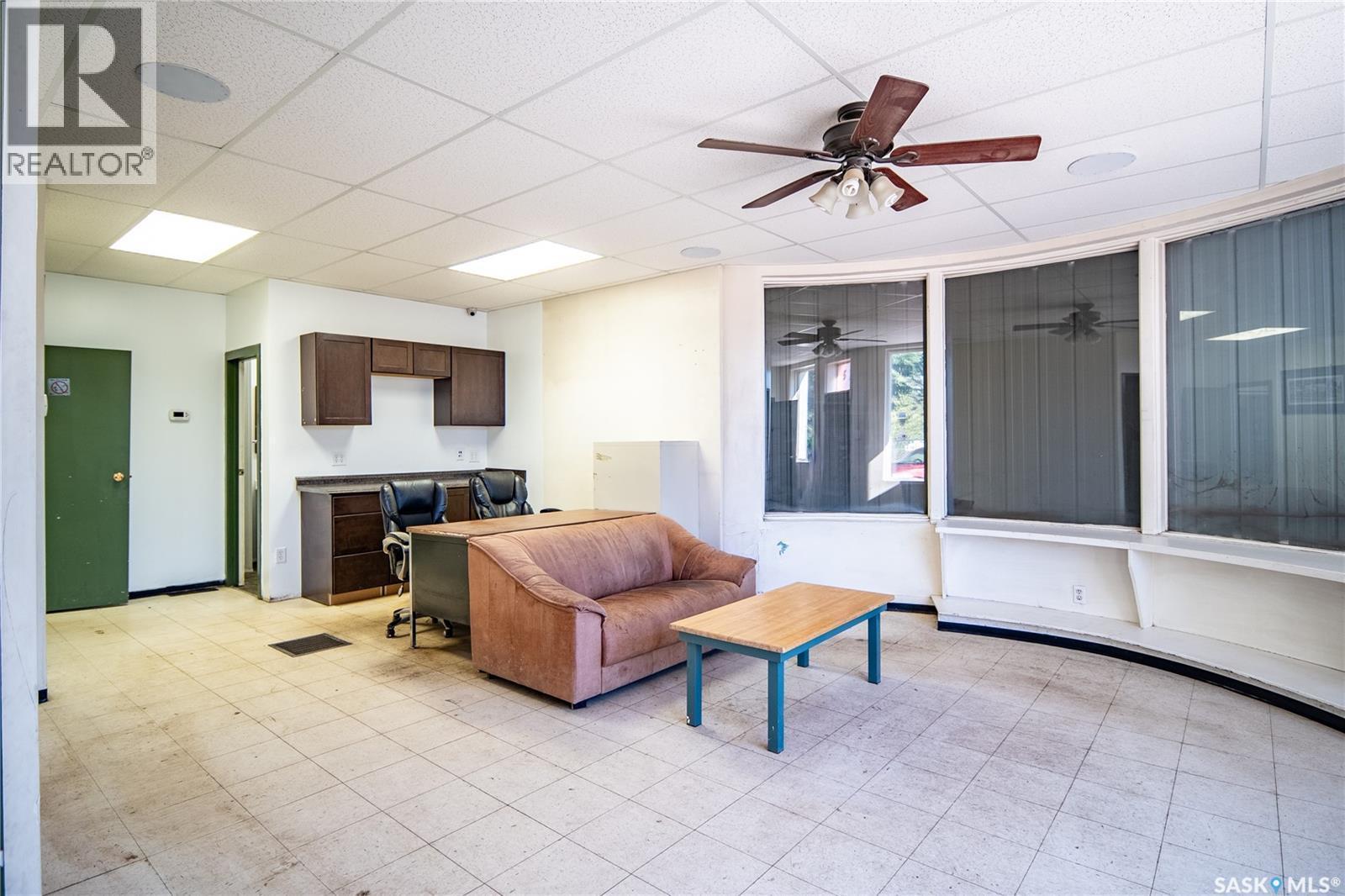 588 8Th Street E, Prince Albert, SK