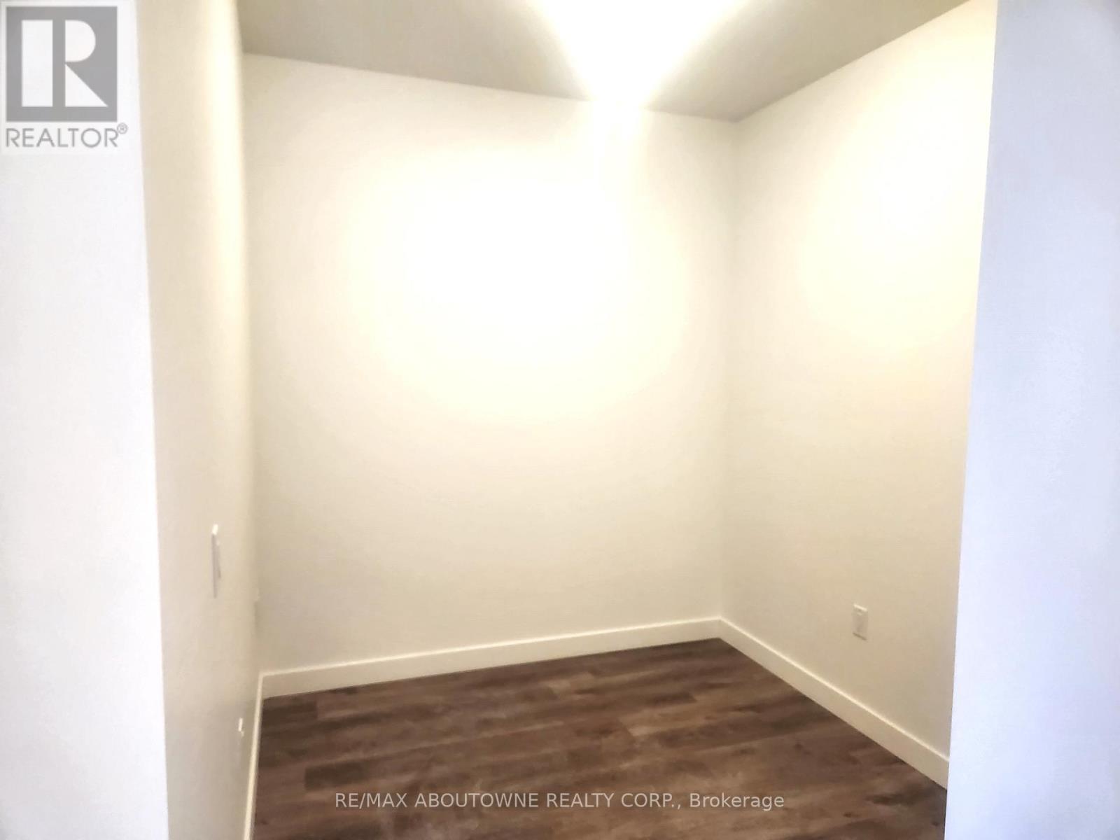 Den/Office - 302 - 461 Green Road, Hamilton, ON - Indoor Photo Showing Other Room