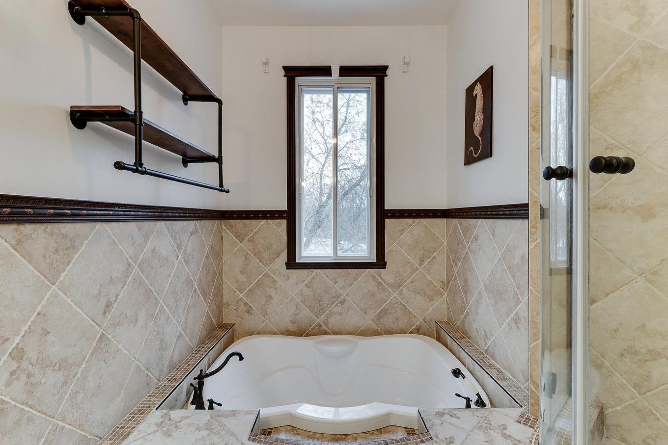 Salle de bains - 875 Rue Des Tilleuls, Mascouche, QC - Indoor Photo Showing Bathroom