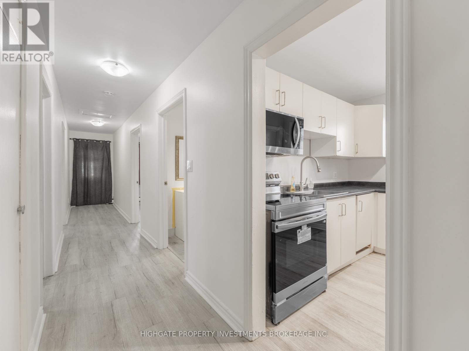 Upper - 708 Carnegie Avenue N, Oshawa, ON - Indoor Photo Showing Other Room