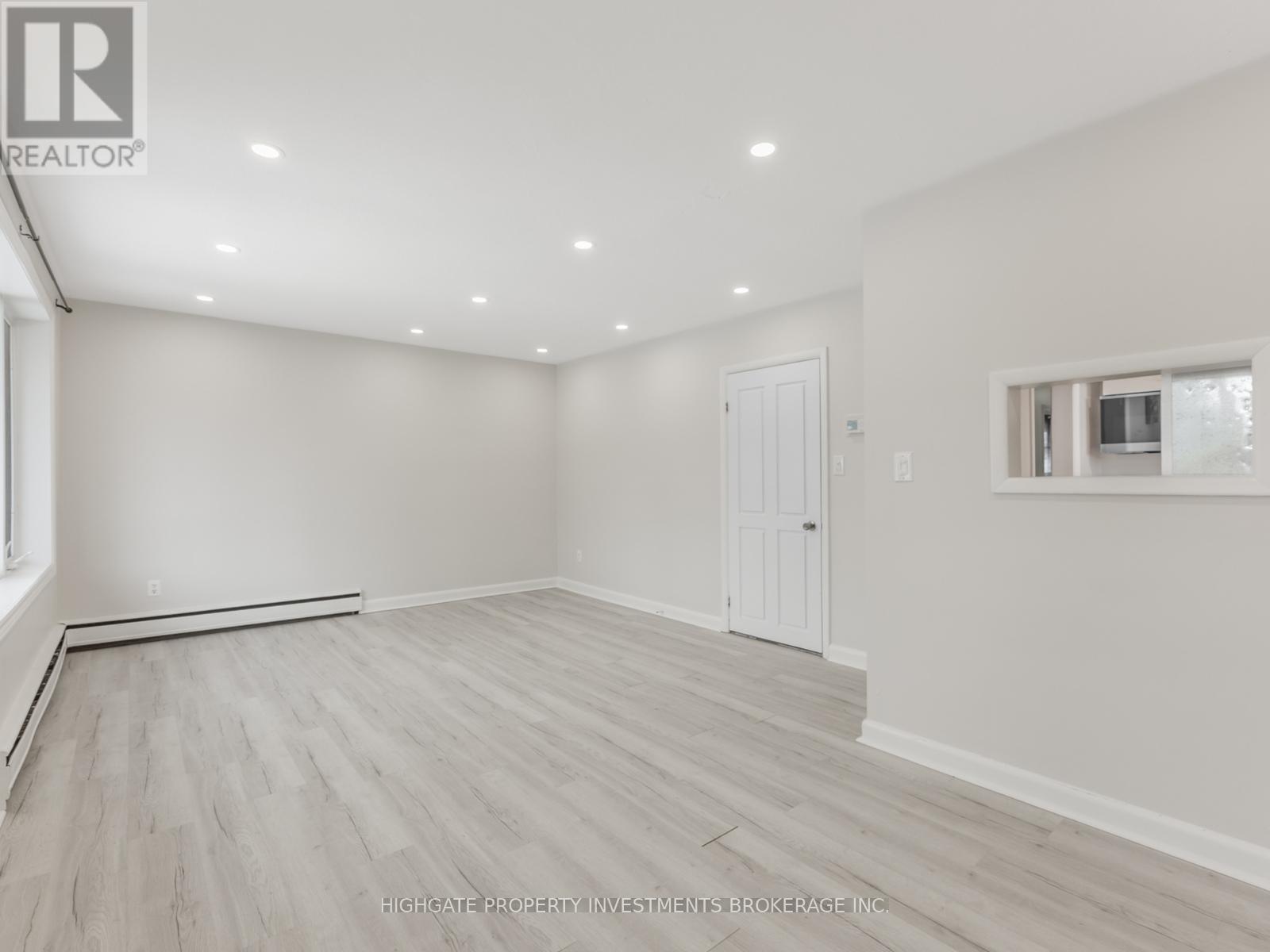Upper - 708 Carnegie Avenue N, Oshawa, ON - Indoor Photo Showing Other Room