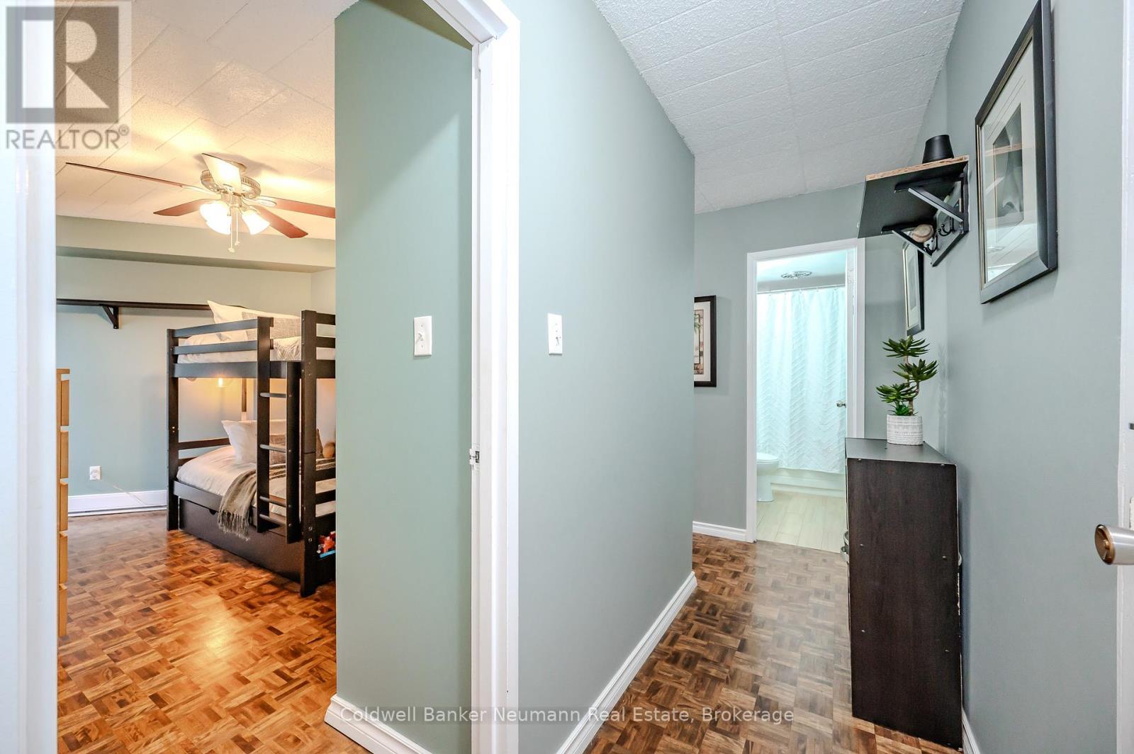 511 - 105 Conroy Crescent, Guelph (Dovercliffe Park/Old University), ON - Indoor Photo Showing Other Room