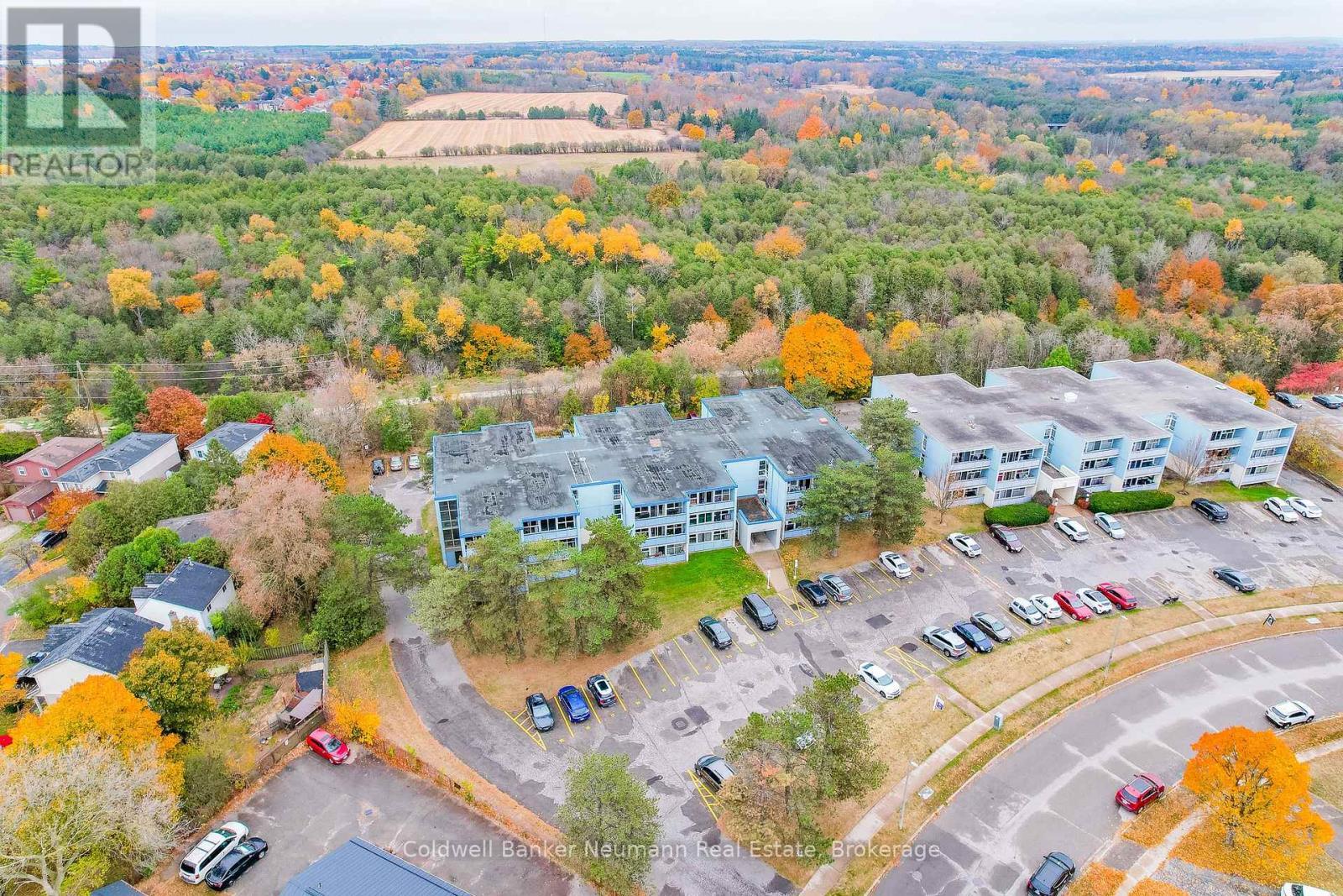 511 - 105 Conroy Crescent, Guelph (Dovercliffe Park/Old University), ON - Outdoor With View