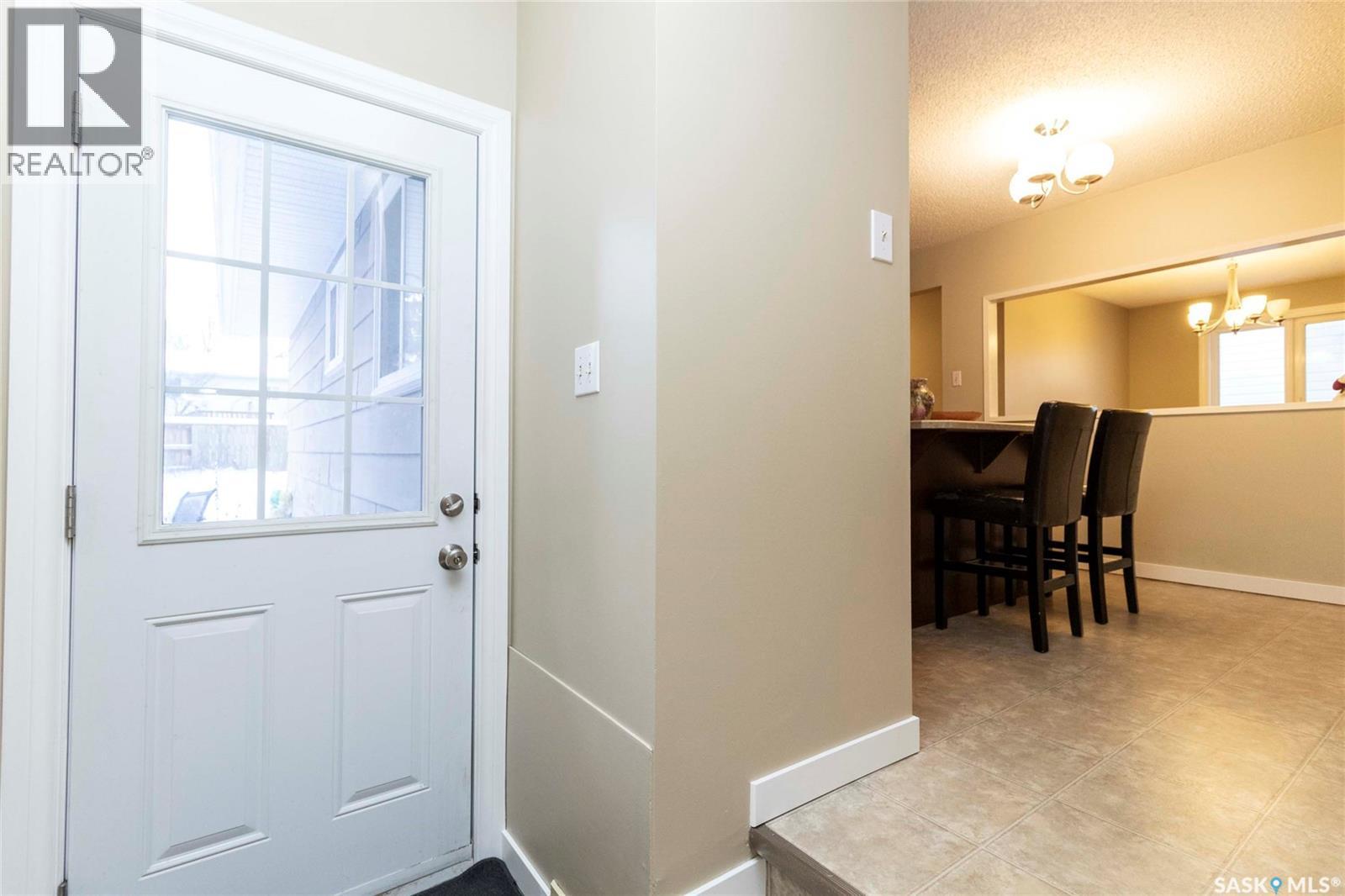 131 Tobin Crescent, Saskatoon, SK - Indoor Photo Showing Other Room