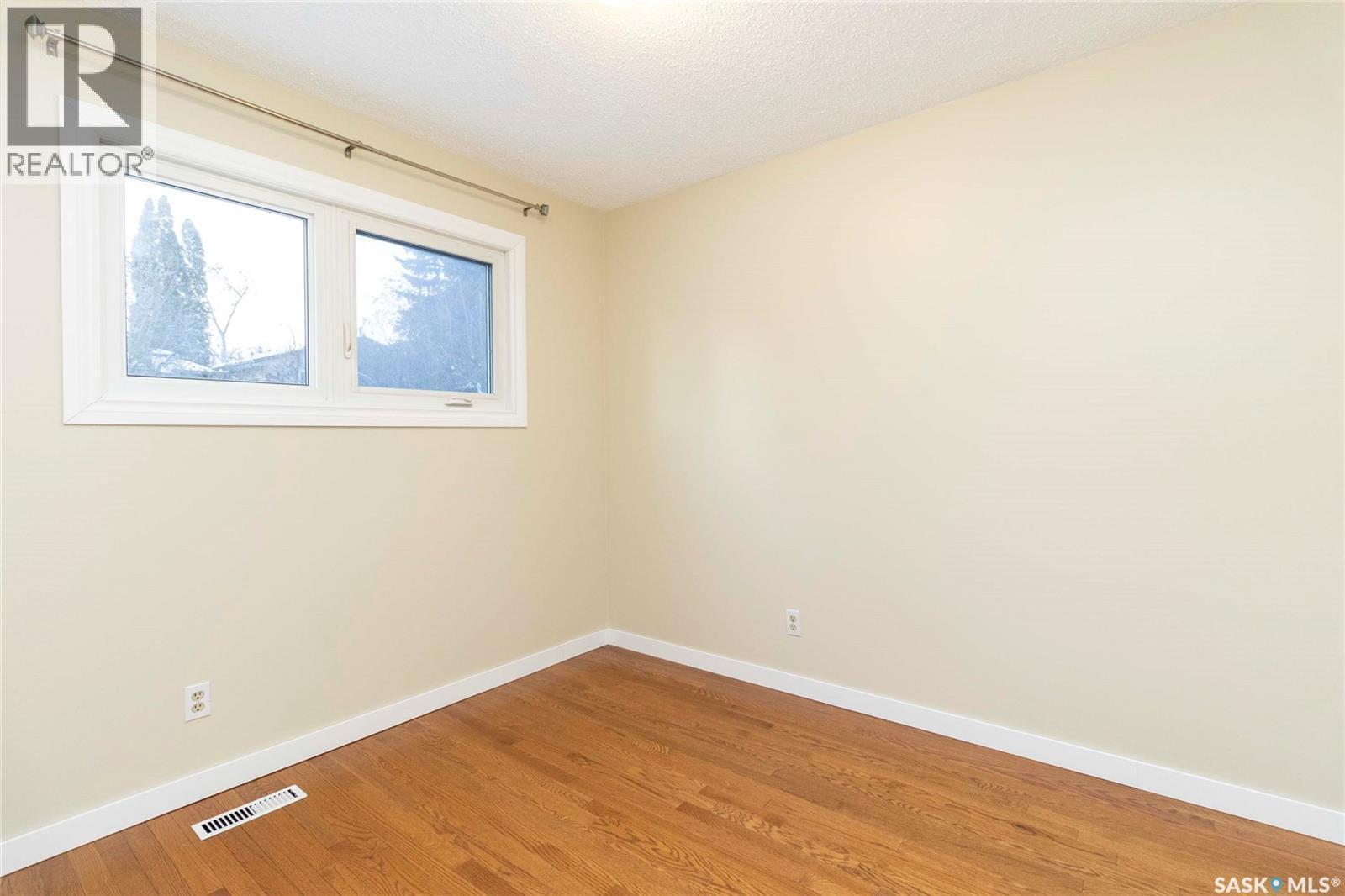 131 Tobin Crescent, Saskatoon, SK - Indoor Photo Showing Other Room