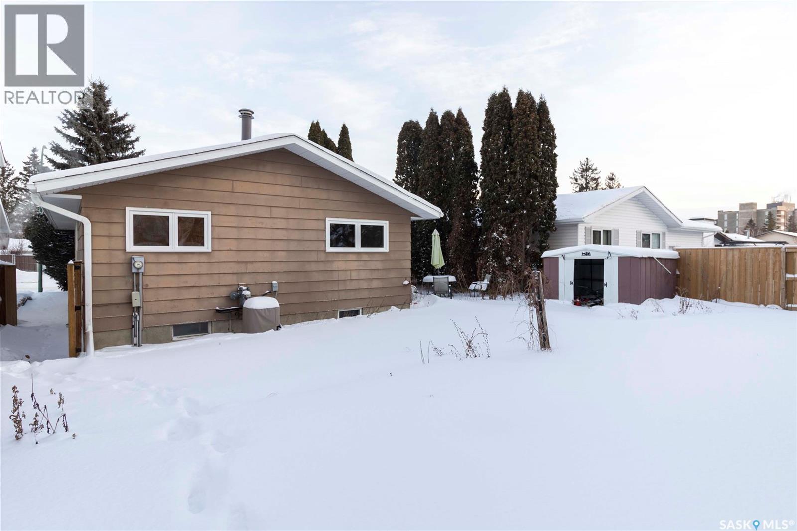 131 Tobin Crescent, Saskatoon, SK - Outdoor