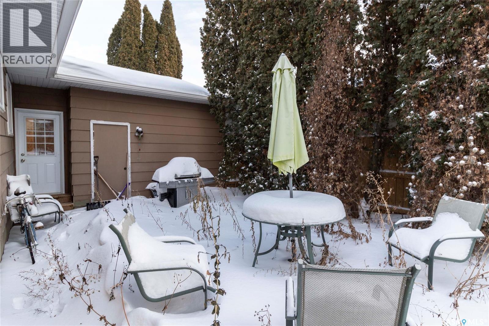 131 Tobin Crescent, Saskatoon, SK - Outdoor