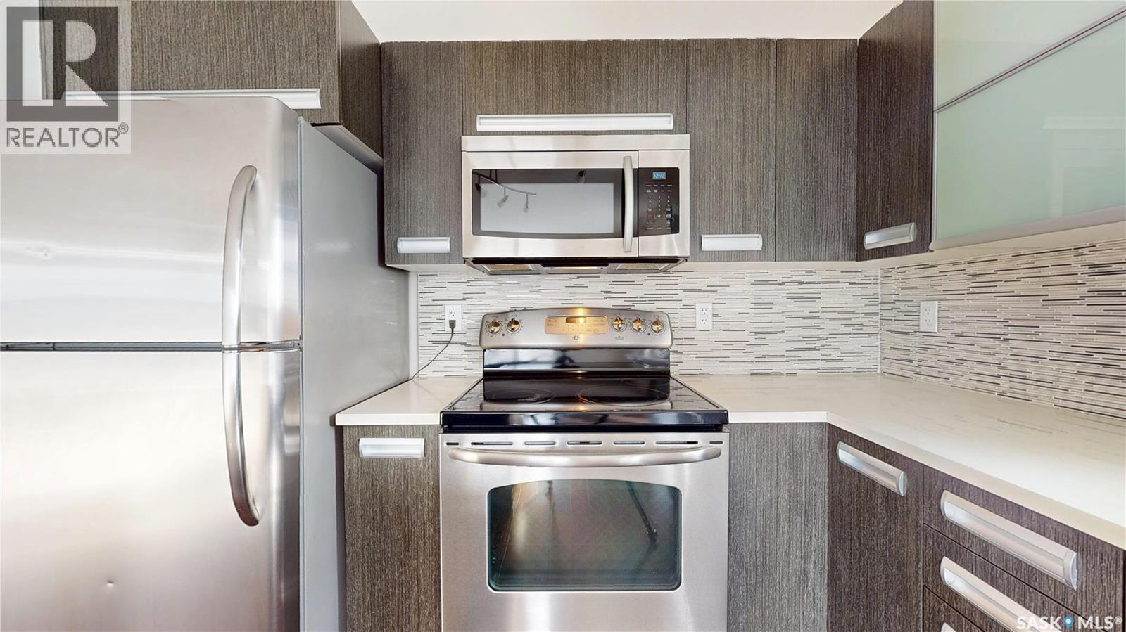 312 1510 Neville Drive, Regina, SK - Indoor Photo Showing Kitchen