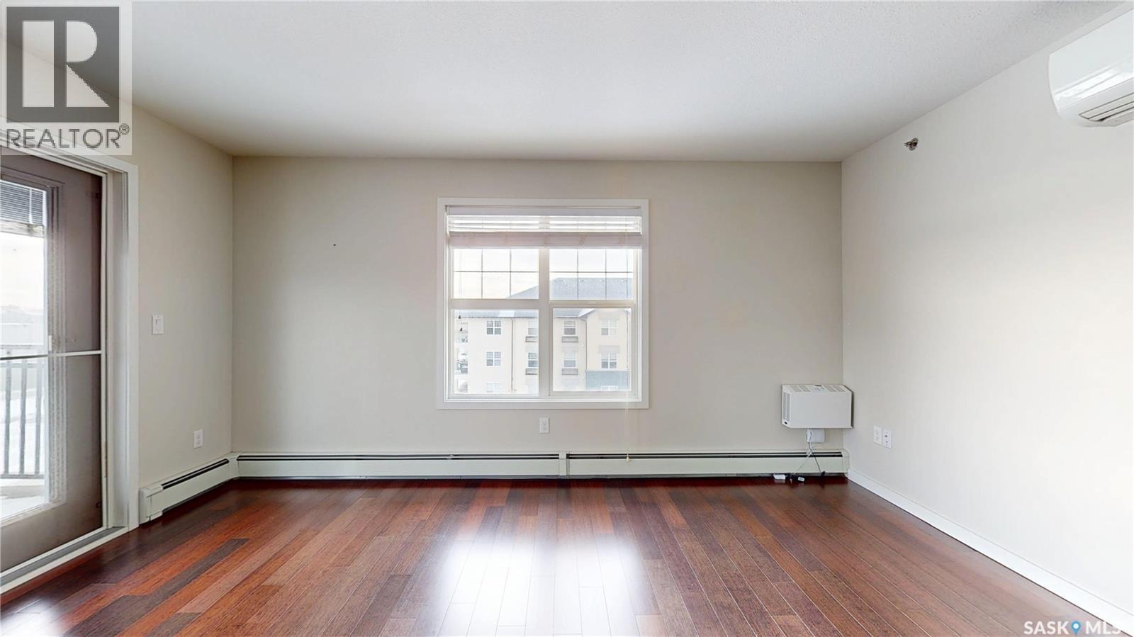 312 1510 Neville Drive, Regina, SK - Indoor Photo Showing Other Room