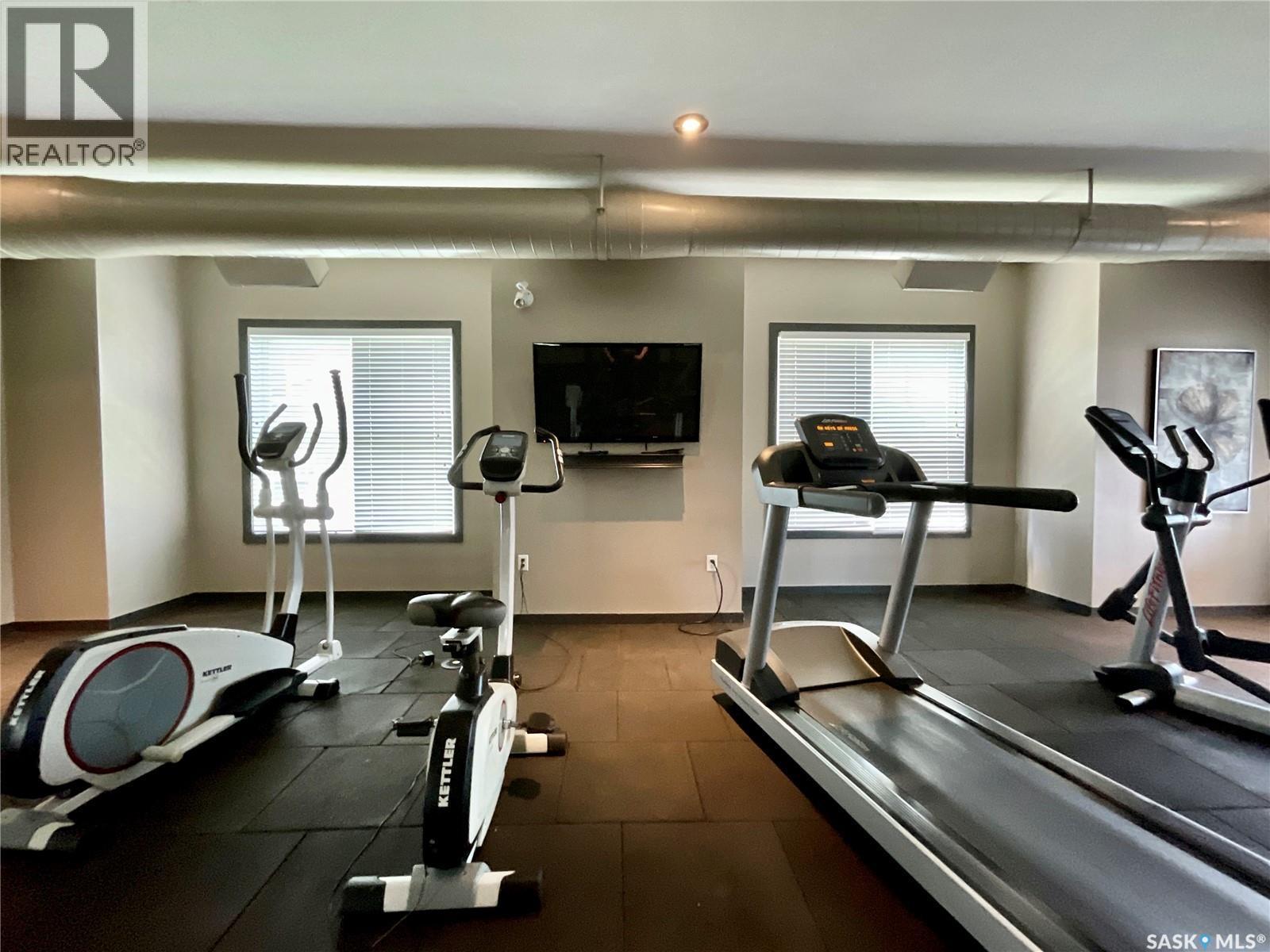 312 1510 Neville Drive, Regina, SK - Indoor Photo Showing Gym Room