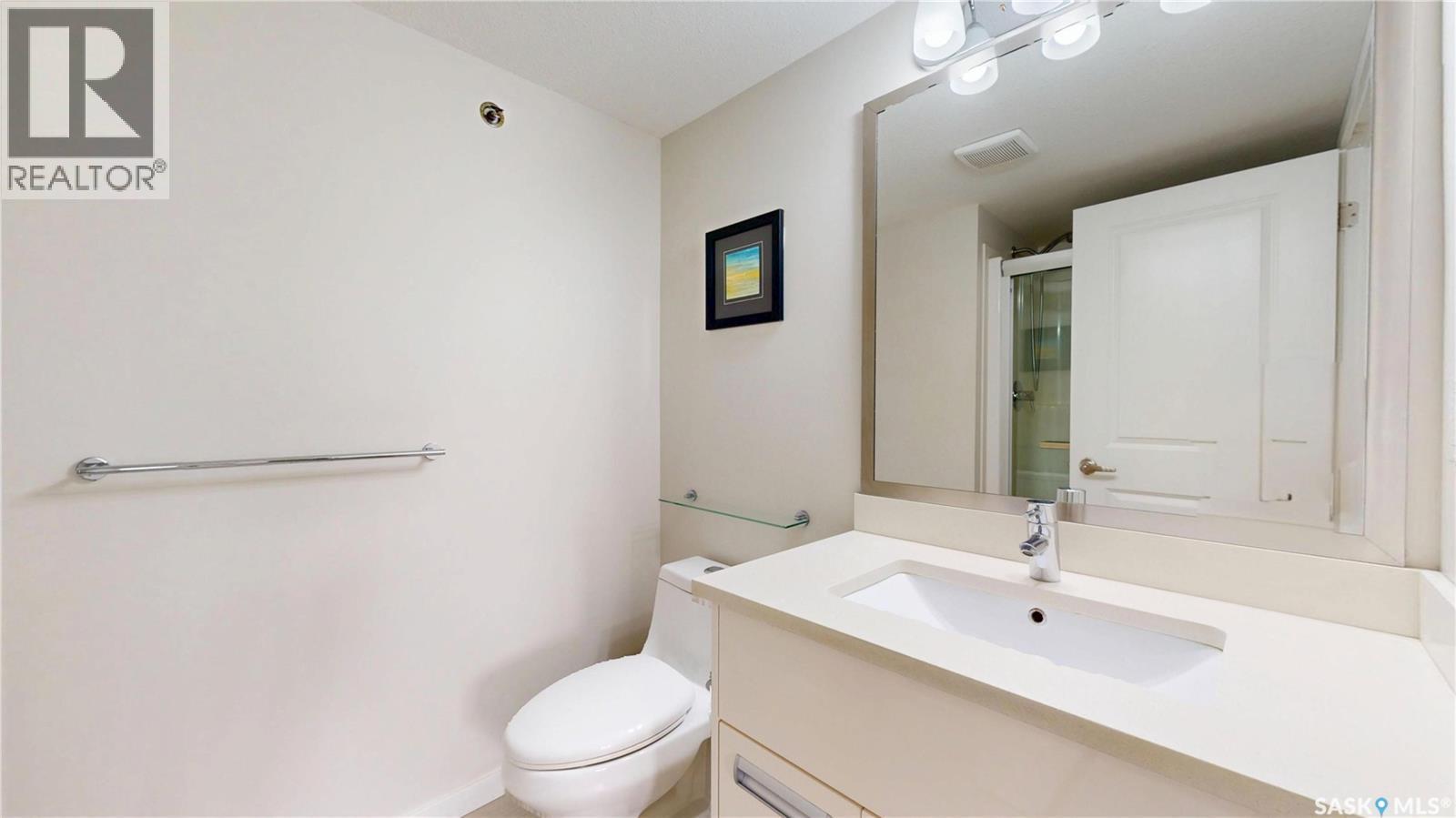 312 1510 Neville Drive, Regina, SK - Indoor Photo Showing Bathroom