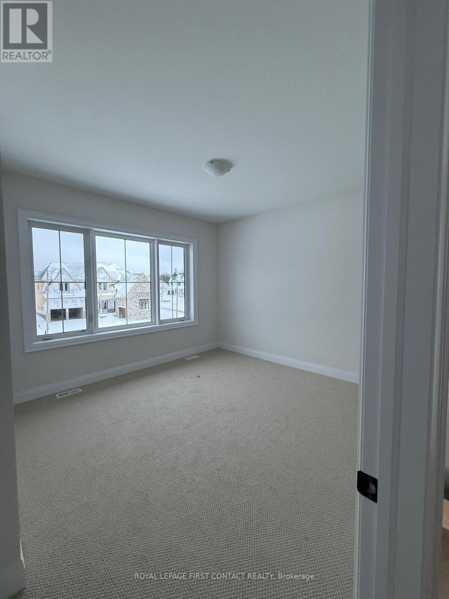 12 Herbert Avenue, Oro-Medonte, ON - Indoor Photo Showing Other Room