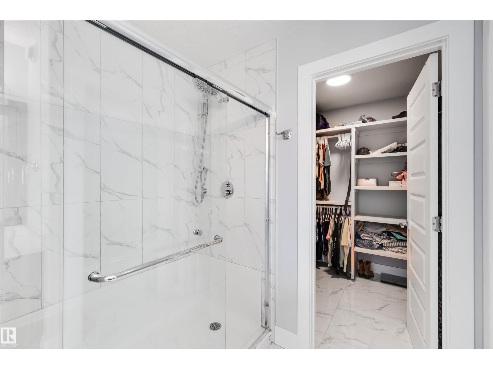 3901 44 Av, Beaumont, AB - Indoor Photo Showing Bathroom