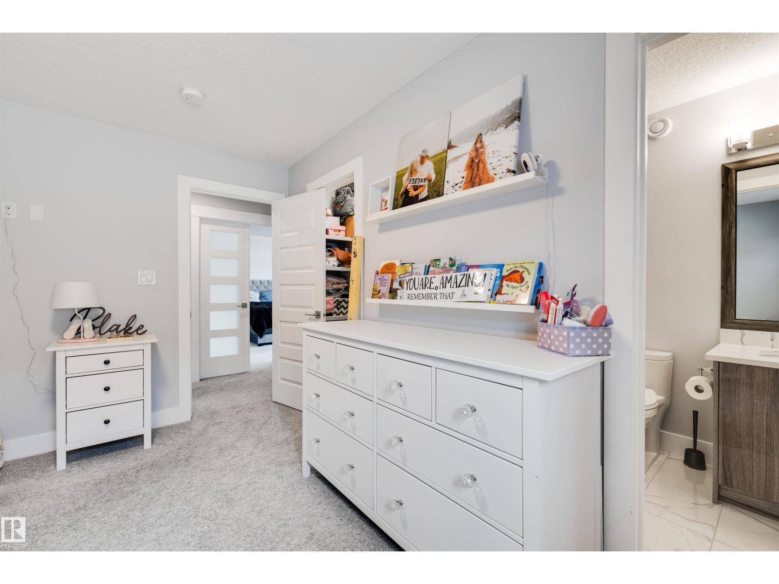 3901 44 Av, Beaumont, AB - Indoor