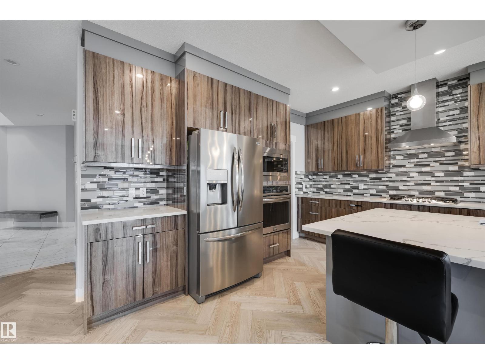 3901 44 Av, Beaumont, AB - Indoor Photo Showing Kitchen With Upgraded Kitchen