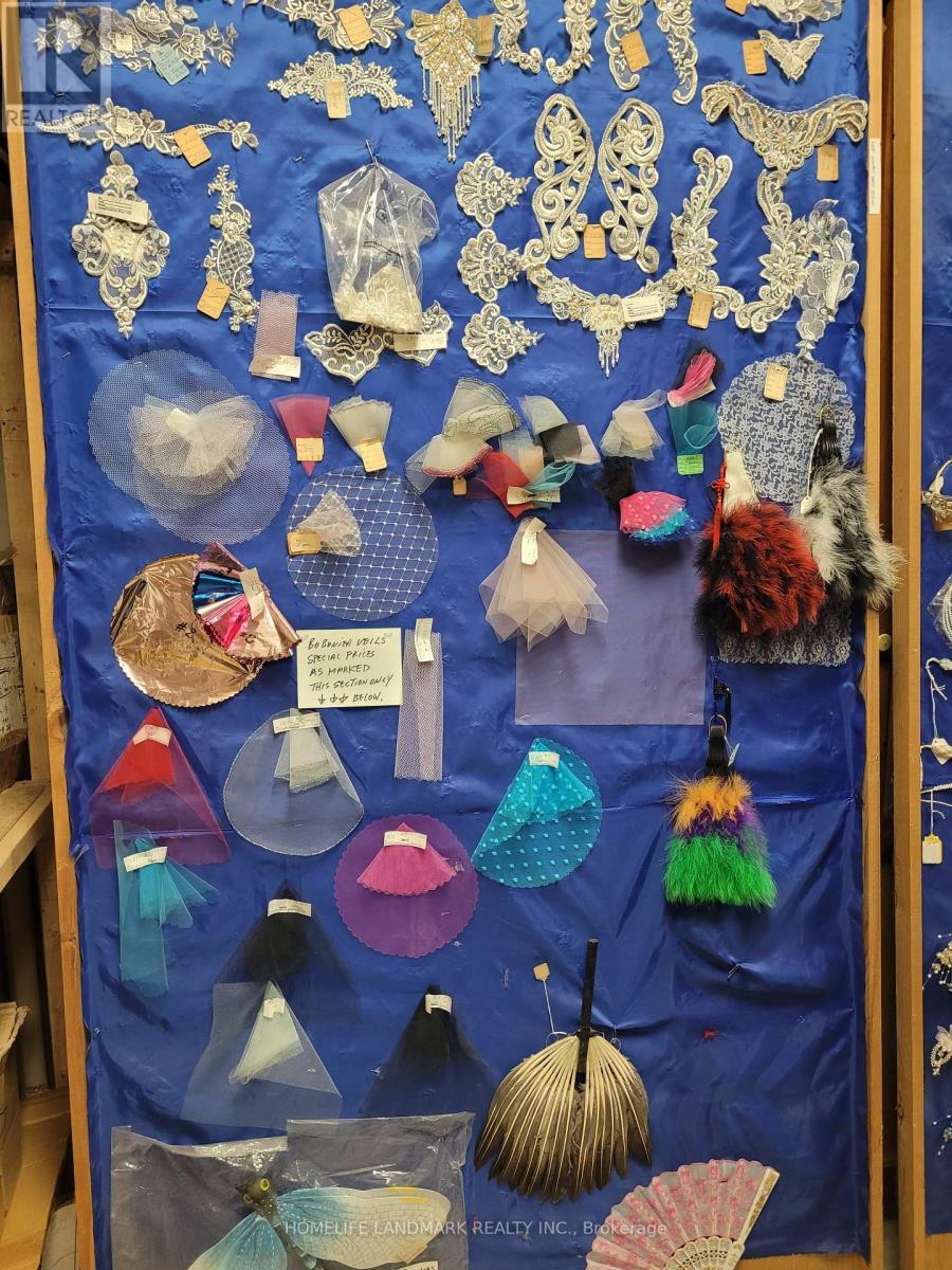 817 King Street E, Hamilton, ON