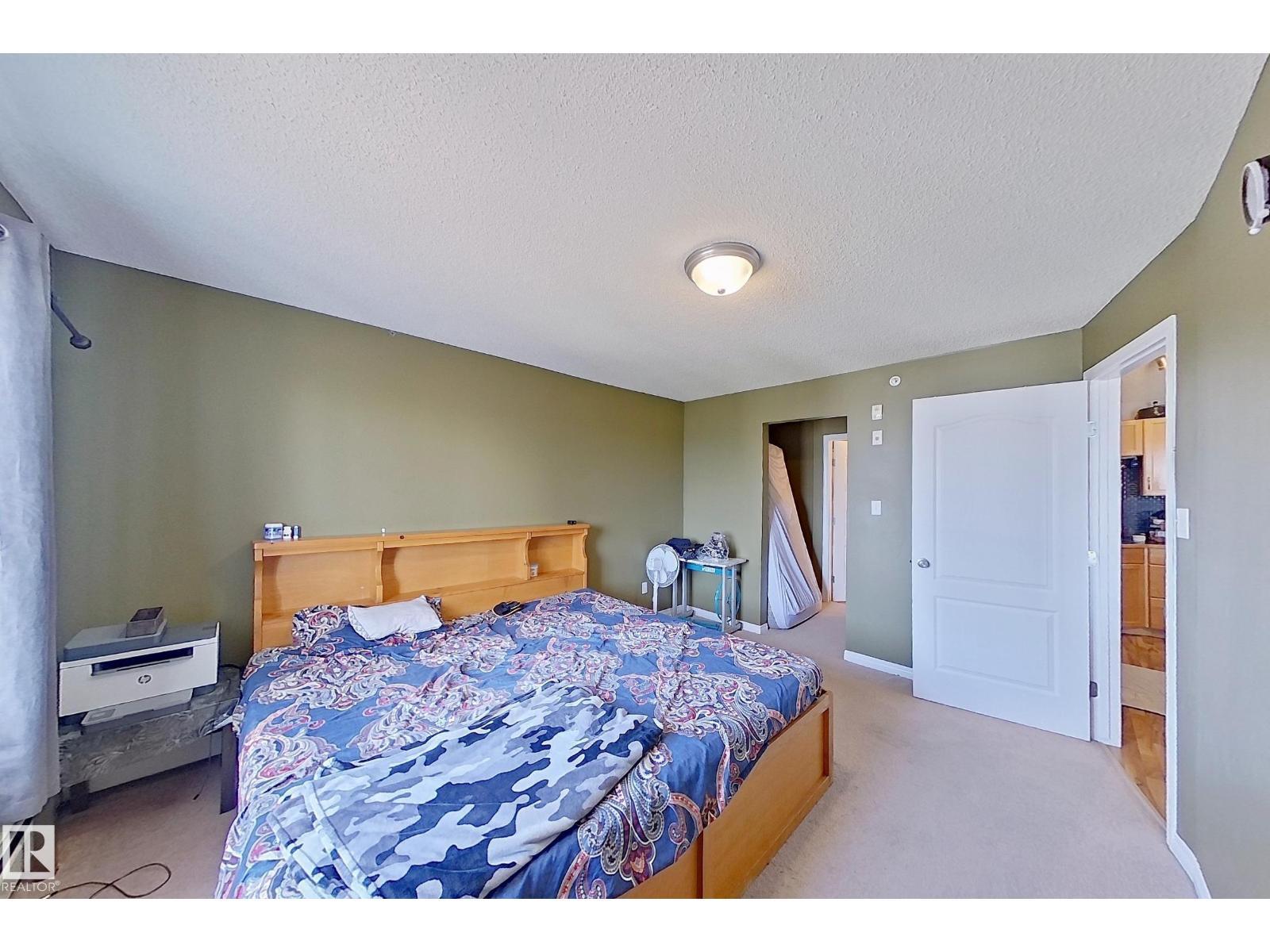 #418 3425 19 St Nw, Edmonton, AB - Indoor Photo Showing Bedroom