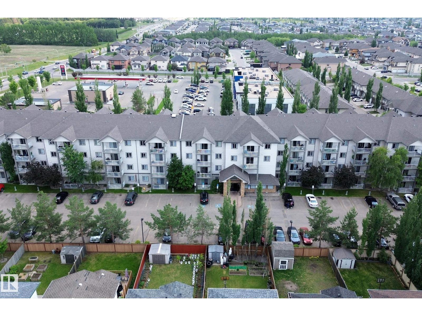 #418 3425 19 St Nw, Edmonton, AB - Outdoor