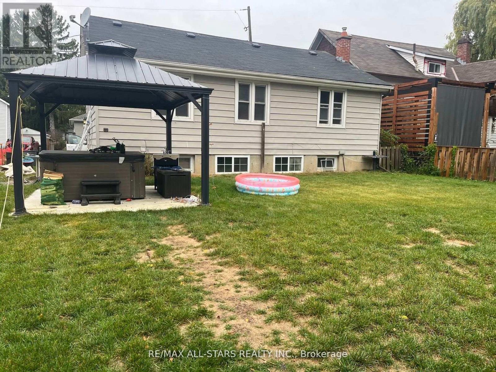 27 Margaret Street, Port Hope, ON - Outdoor