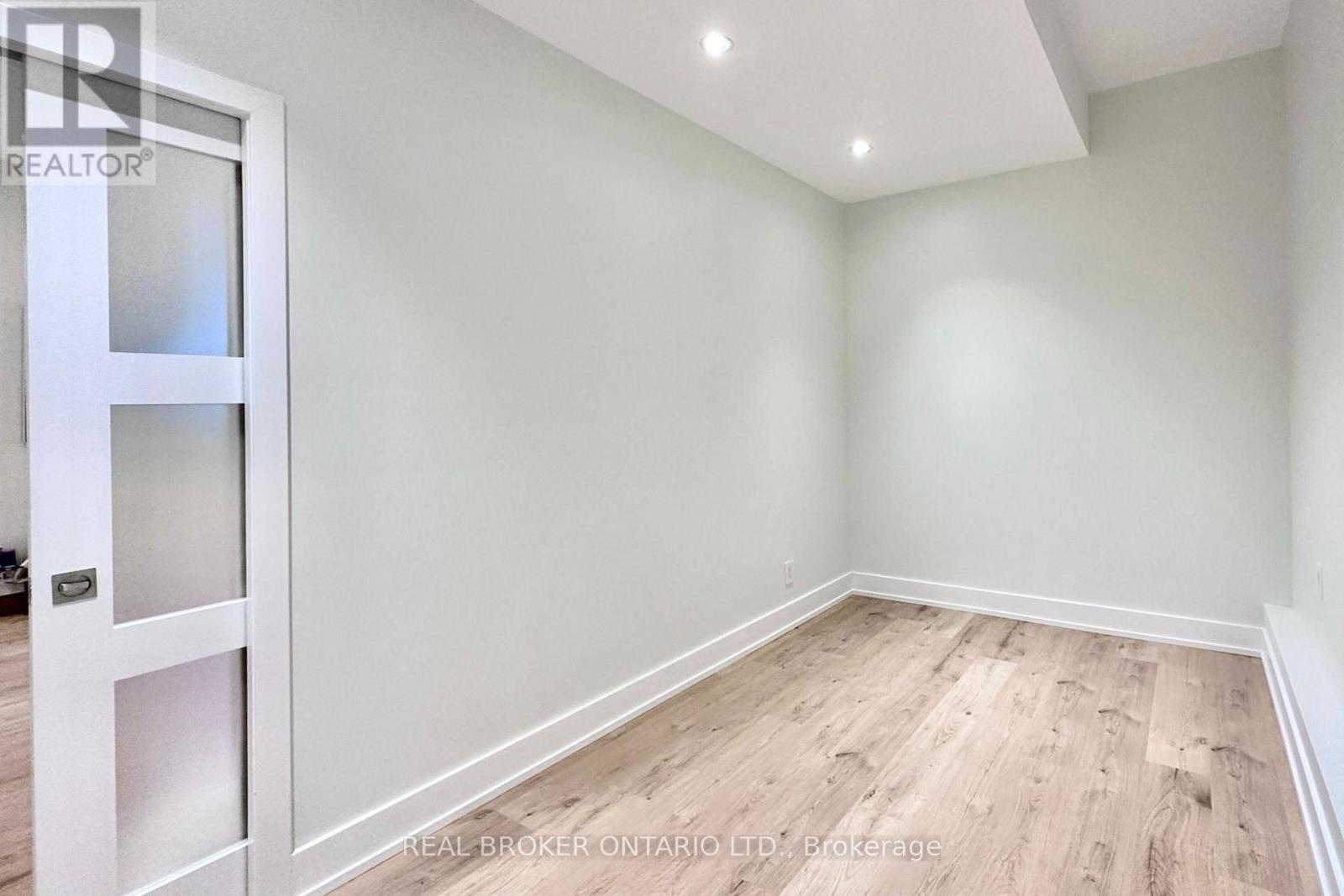 361 Main Street N, Markham, ON - Indoor Photo Showing Other Room