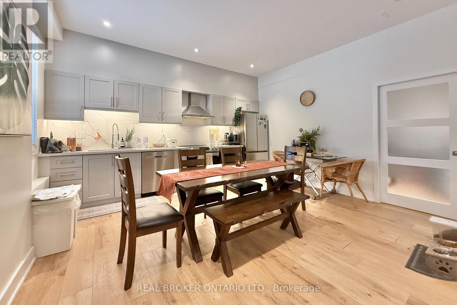 361 Main Street N, Markham, ON - Indoor