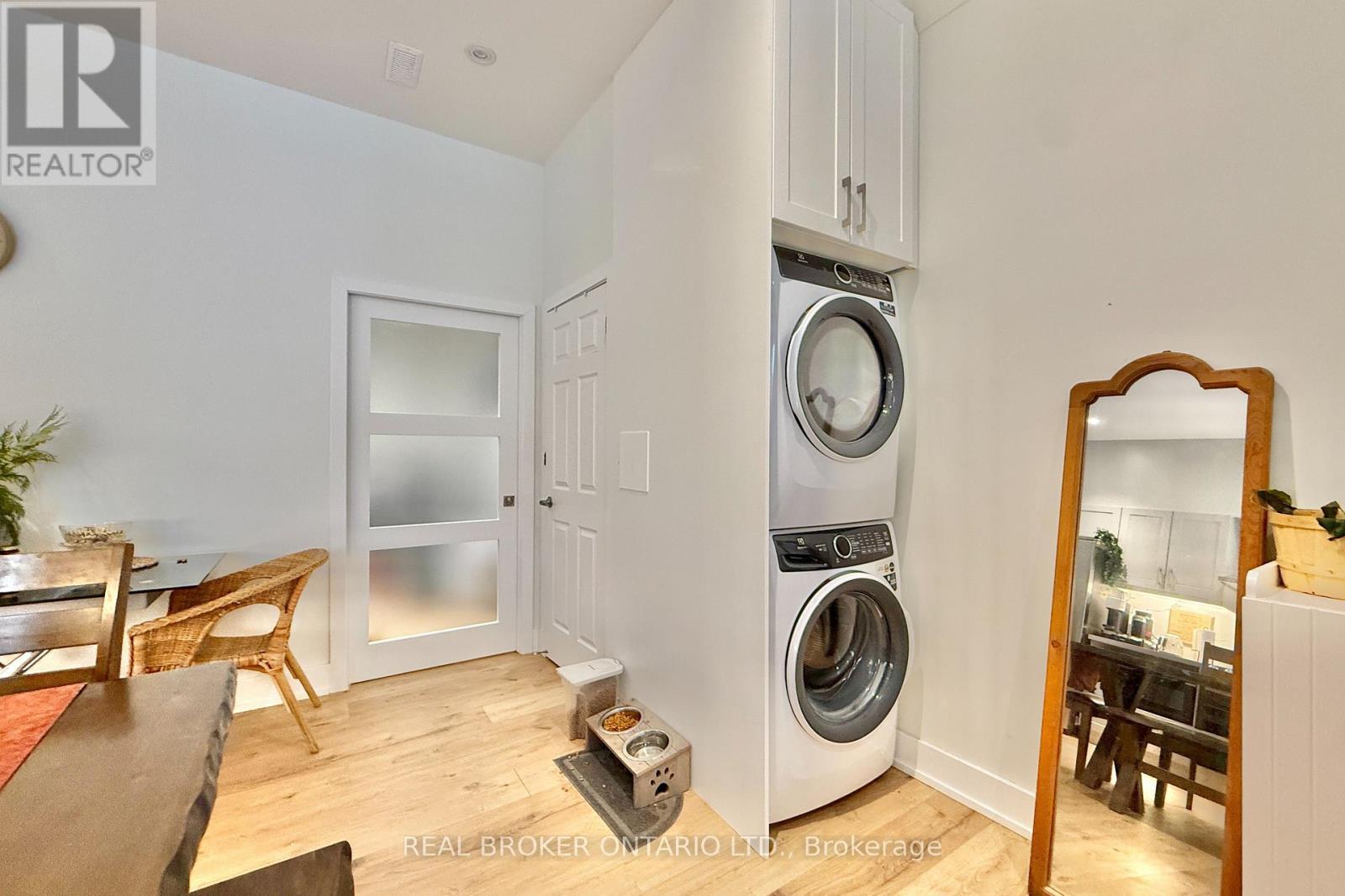 361 Main Street N, Markham, ON - Indoor Photo Showing Laundry Room